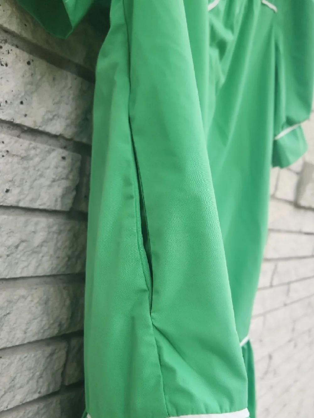 entro Green Ruffled Yoke Short Sleeve Dress with White Piping - Picture 5 of 7